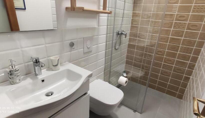 פנסיון Guesthouse Tershana