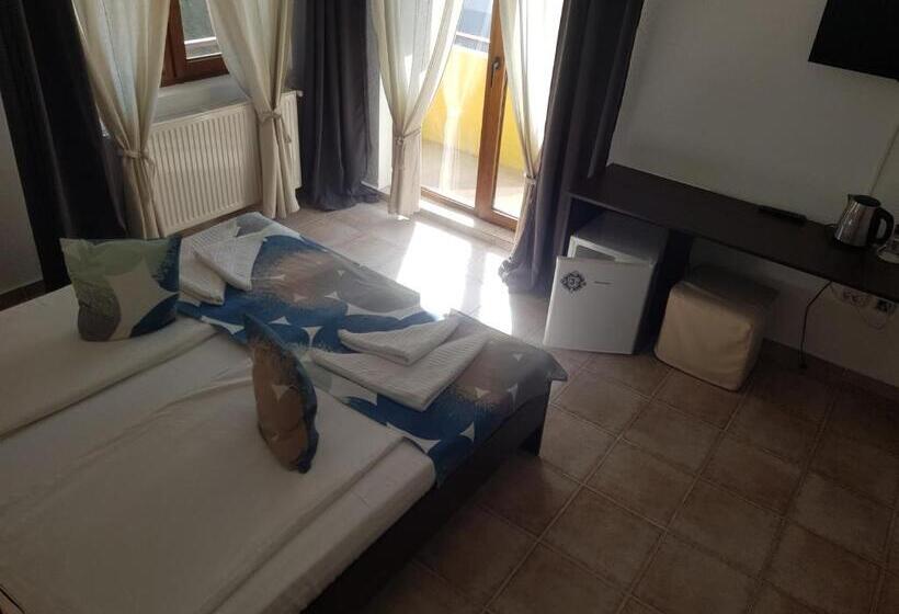 پانسیون Vila Eclipse Mamaia Nord