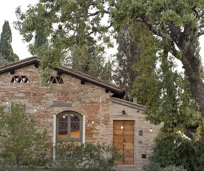 استراحتگاه Villa Petriolo