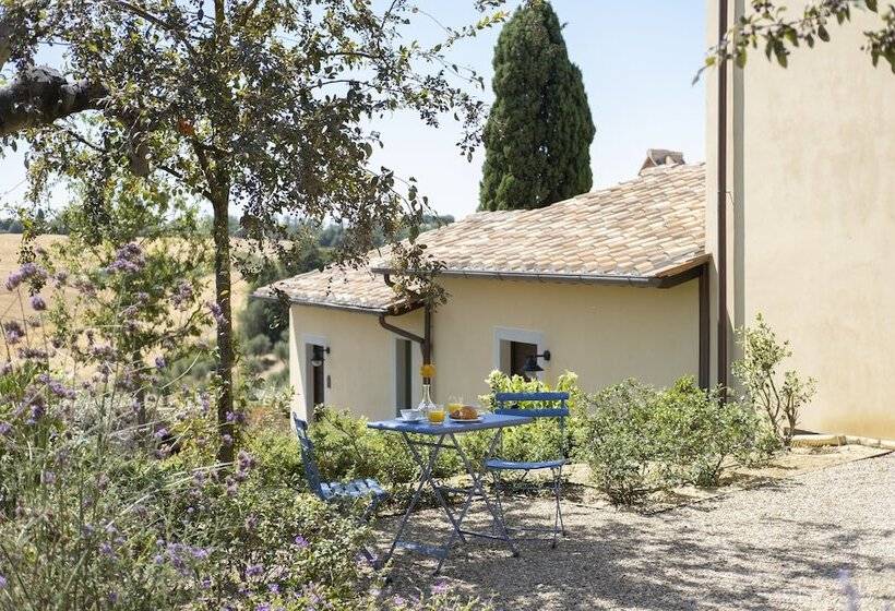 استراحتگاه Villa Petriolo