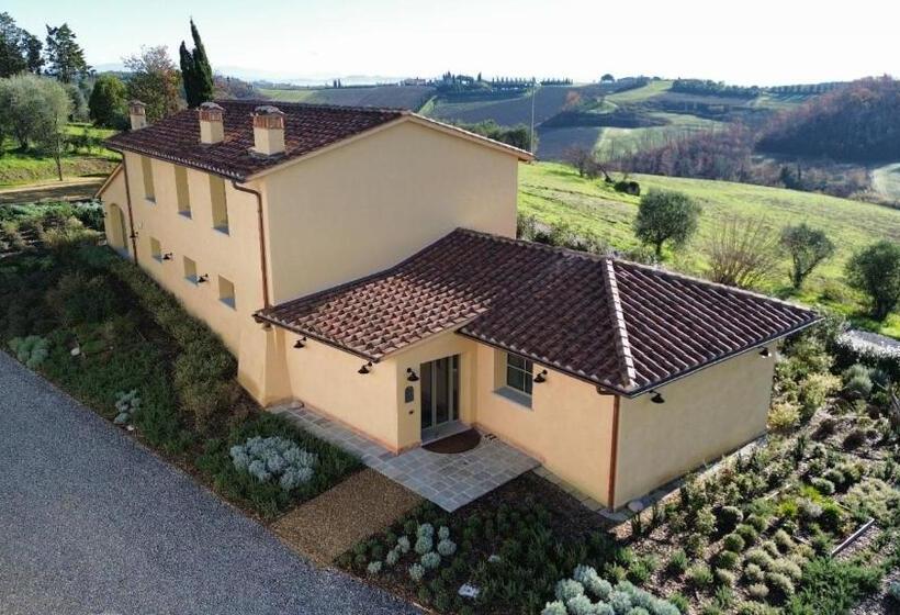 استراحتگاه Villa Petriolo