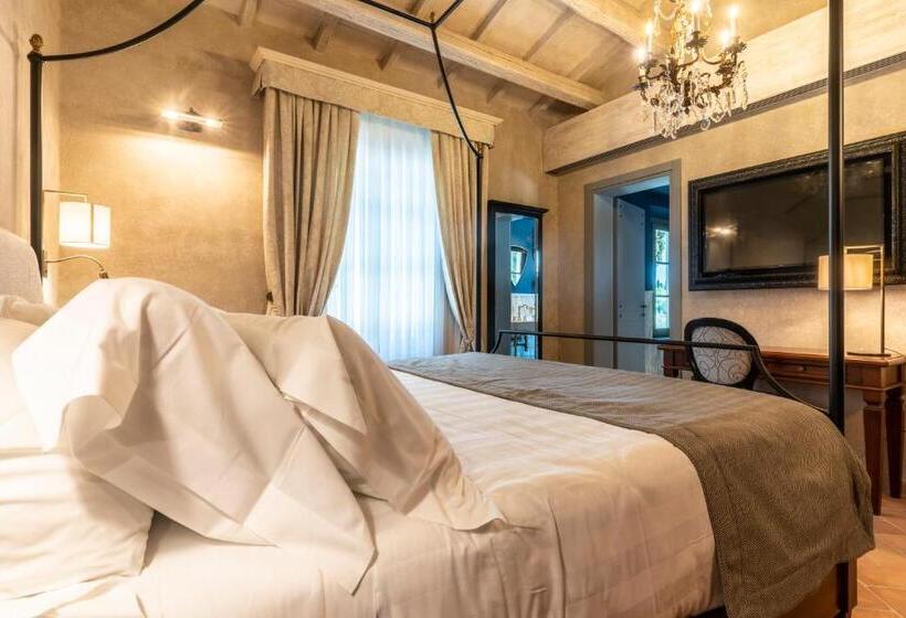 استراحتگاه Villa Petriolo