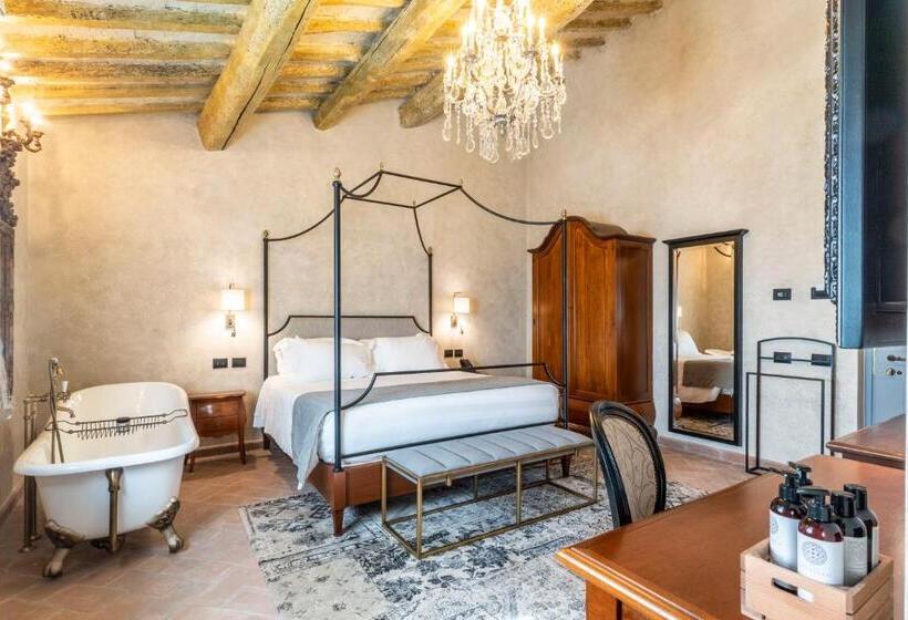 استراحتگاه Villa Petriolo