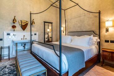 استراحتگاه Villa Petriolo