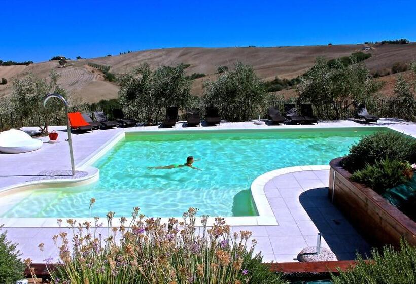 هتل Agriturismo Tenuta Belvedere