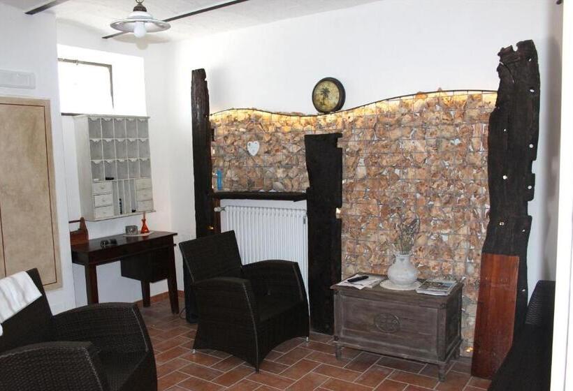 هتل Agriturismo Tenuta Belvedere