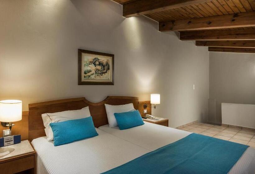 Elotis Suites