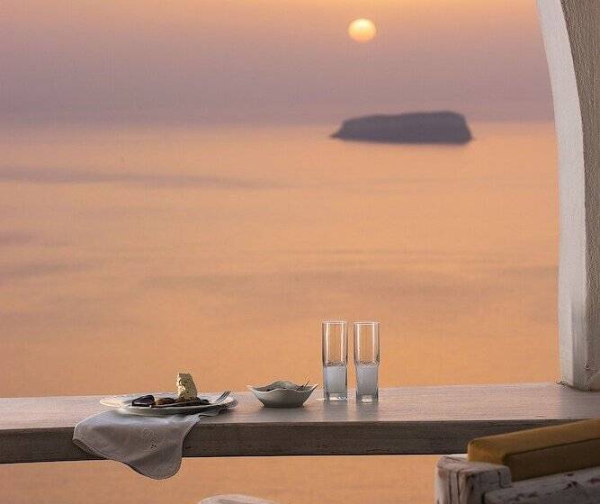 هتل Athermi Suites  Adults Only