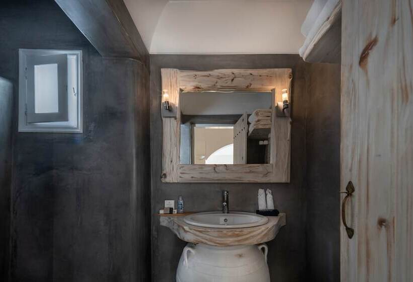هتل Athermi Suites  Adults Only