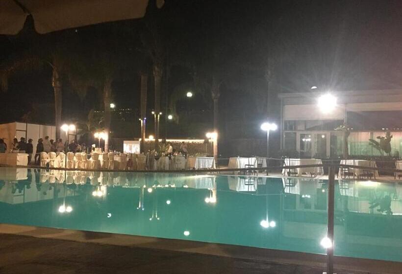 هتل Atlantis Palace