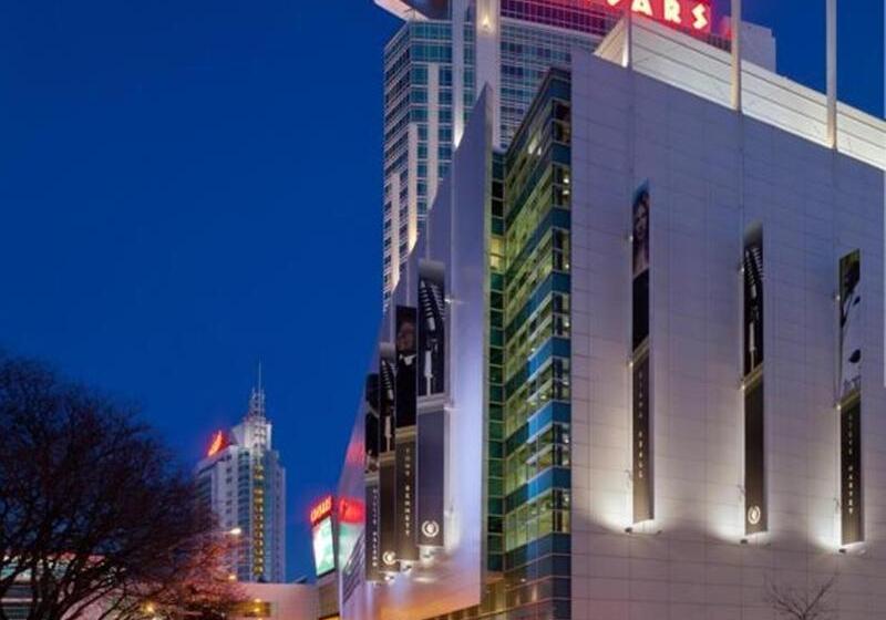 هتل Caesars Windsor  And Casino