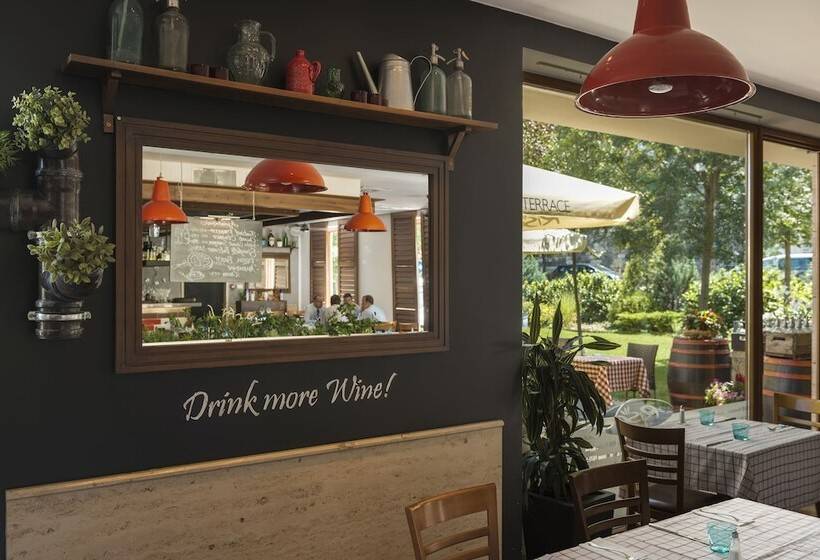 Fotos del hotel Castle Garden:  8