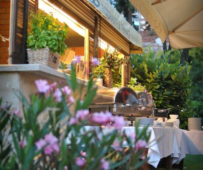 Fotos del hotel Castle Garden:  25