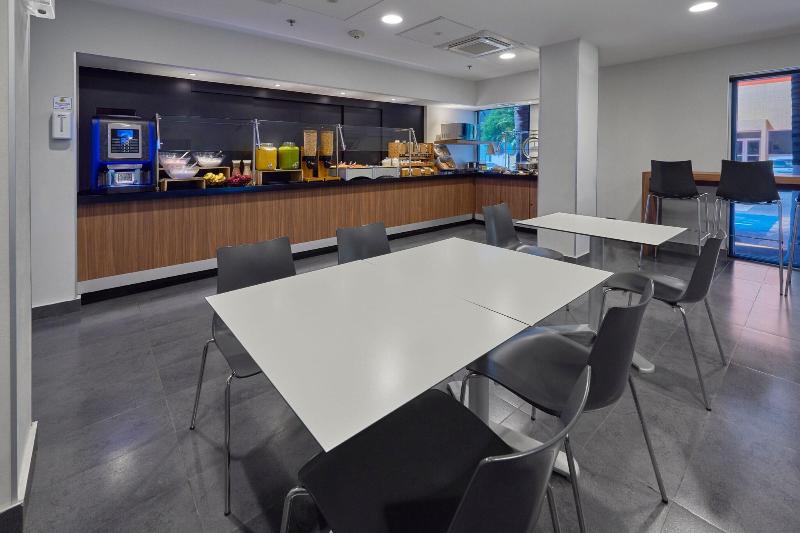 Fotos del hotel City Express Tijuana Río:  13