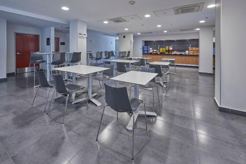 Fotos del hotel City Express Tijuana Río:  4