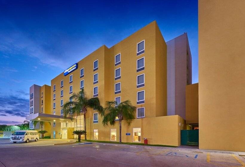 Fotos del hotel City Express Mazatlan:  5