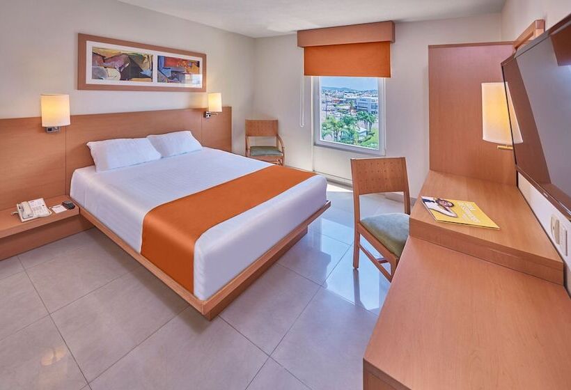 Fotos del hotel City Express Mazatlan:  4