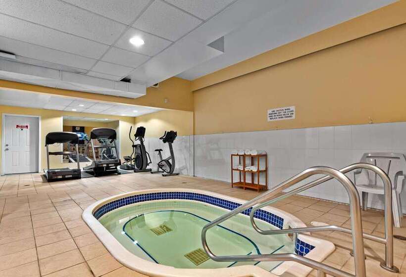 فندق Coast Fraser Inn