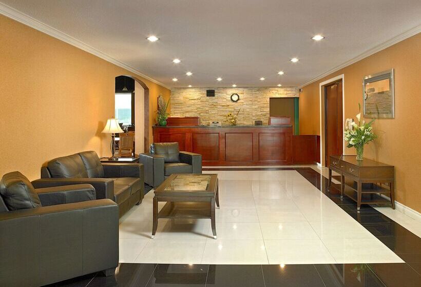 فندق Coast Fraser Inn