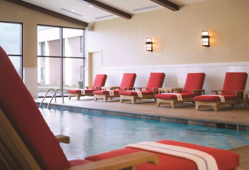 هتل Doubletree By Hilton Cincinnati Airport