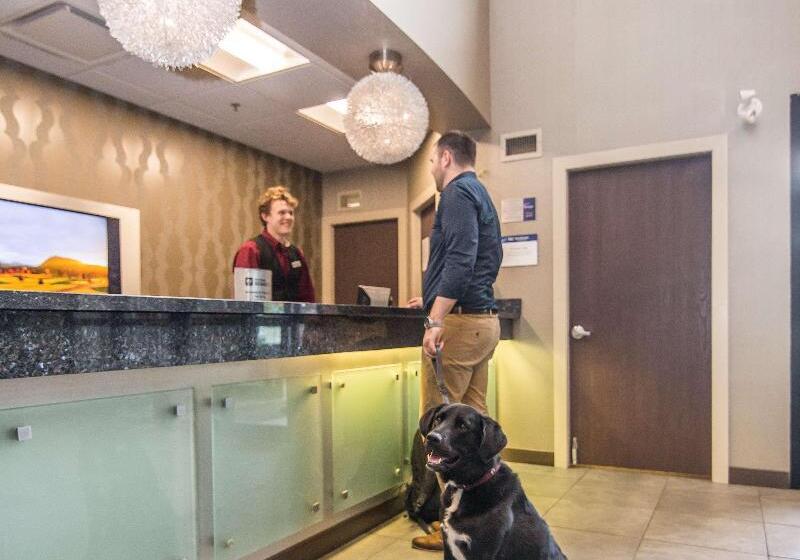 호텔 Fairfield Inn & Suites By Marriott West Kelowna