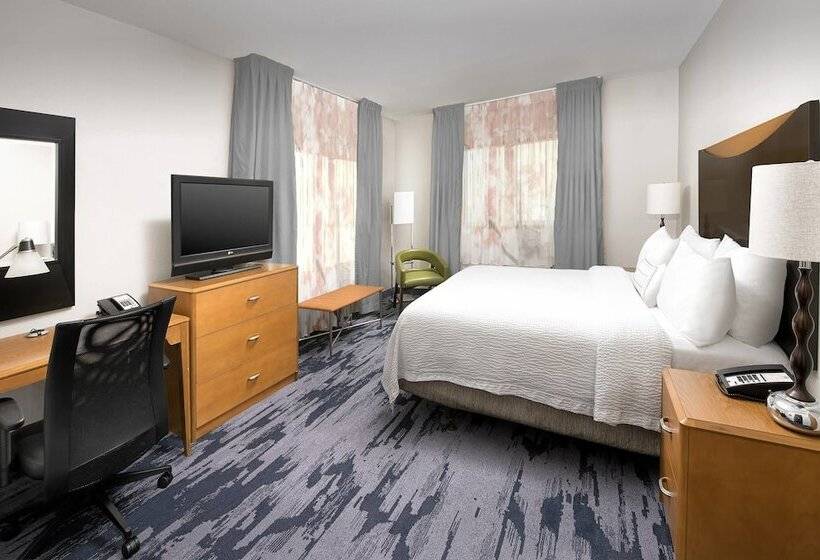 هتل Fairfield Inn & Suites Miami Airport South