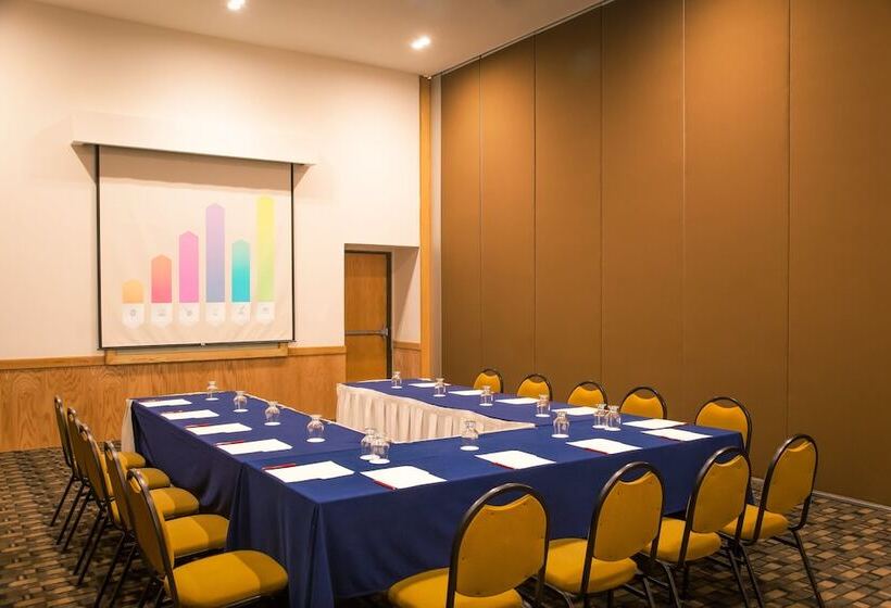 هتل Fiesta Inn Culiacan