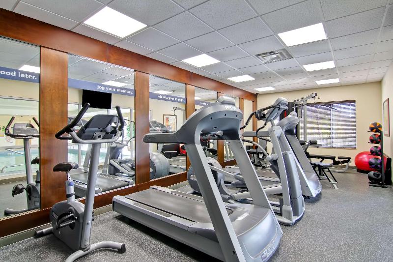 هتل Hampton Inn By Hilton Sudbury