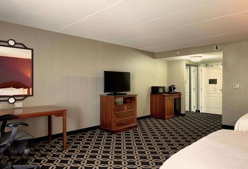فندق Hilton Garden Inn Auburn Riverwatch