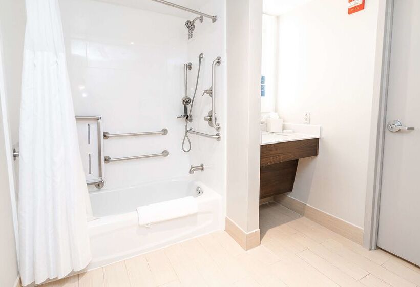 酒店 Hilton Garden Inn Fairfax