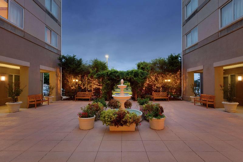 酒店 Hilton Garden Inn Fairfax