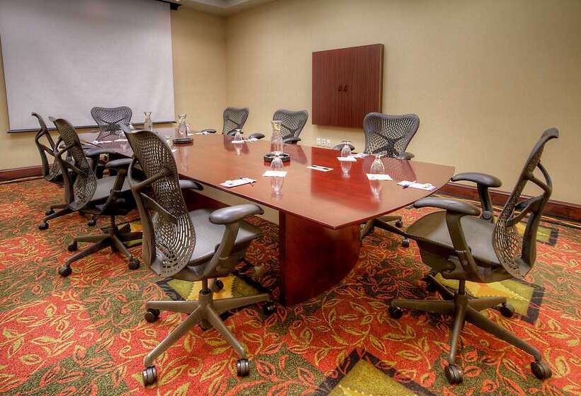 בית מלון כפרי Hilton Garden Inn Great Falls
