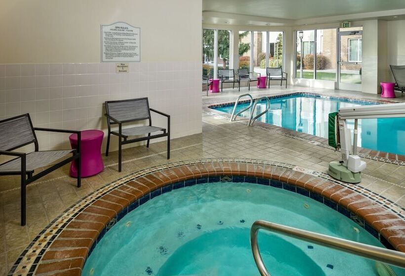 هتل Hilton Garden Inn Tri Cities/kennewick