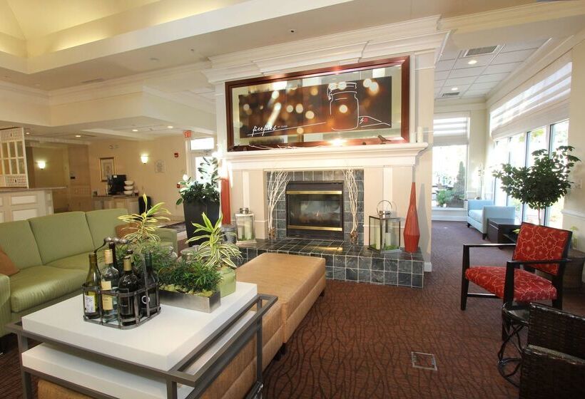 Отель Hilton Garden Inn State College