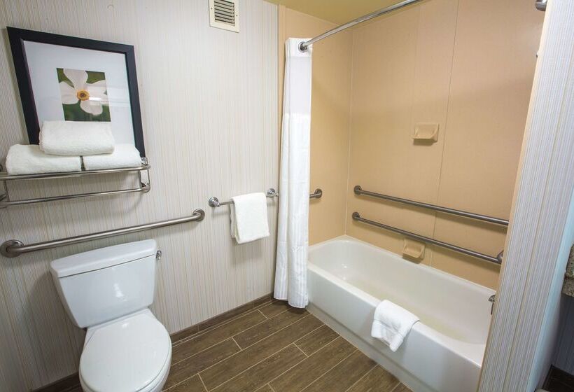 Отель Hilton Garden Inn State College