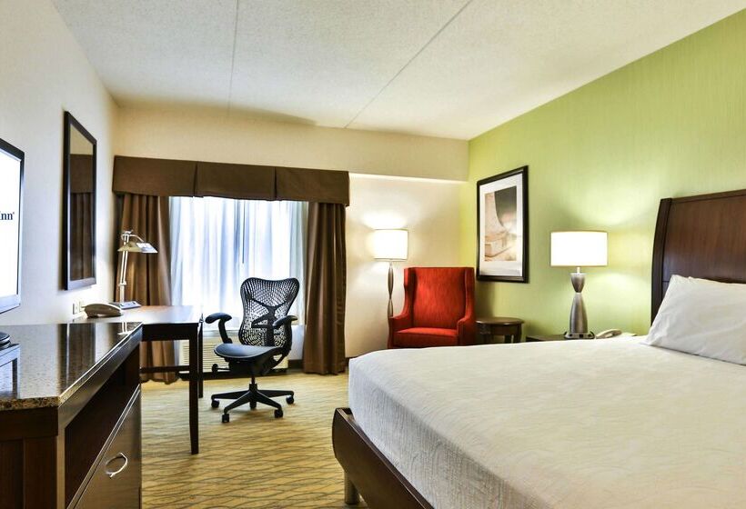Отель Hilton Garden Inn State College