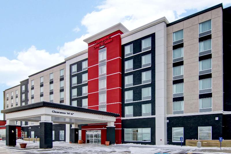 فندق Holiday Inn Express Grande Prairie, An Ihg