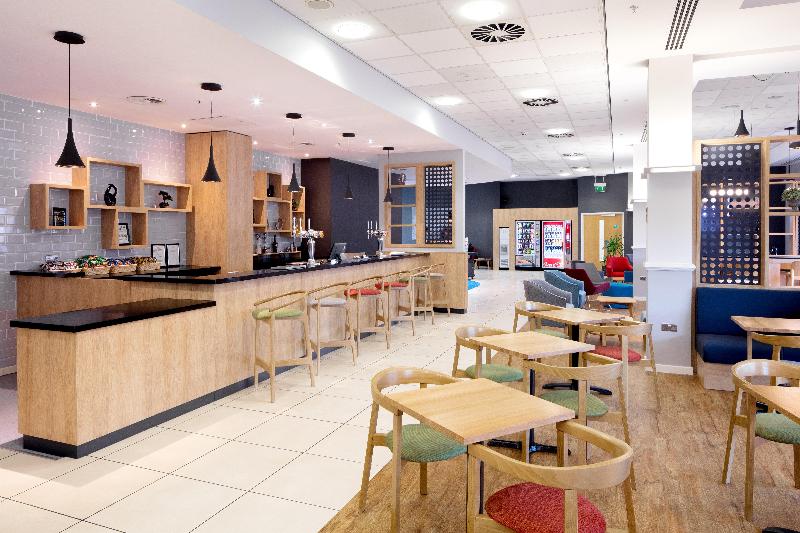 هتل Holiday Inn Express Hull City Centre, An Ihg