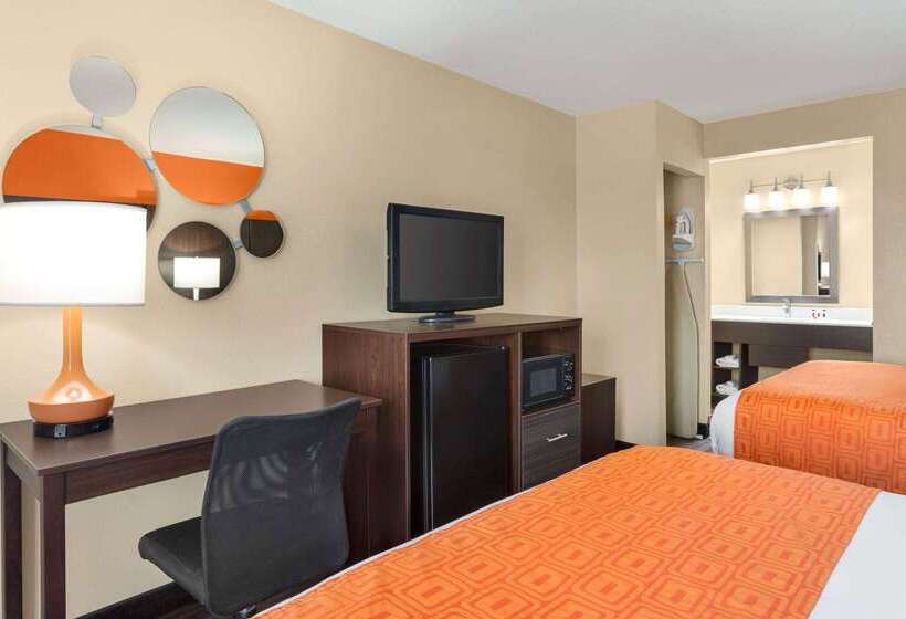 Hotel Howard Johnson By Wyndham Pigeon Forge