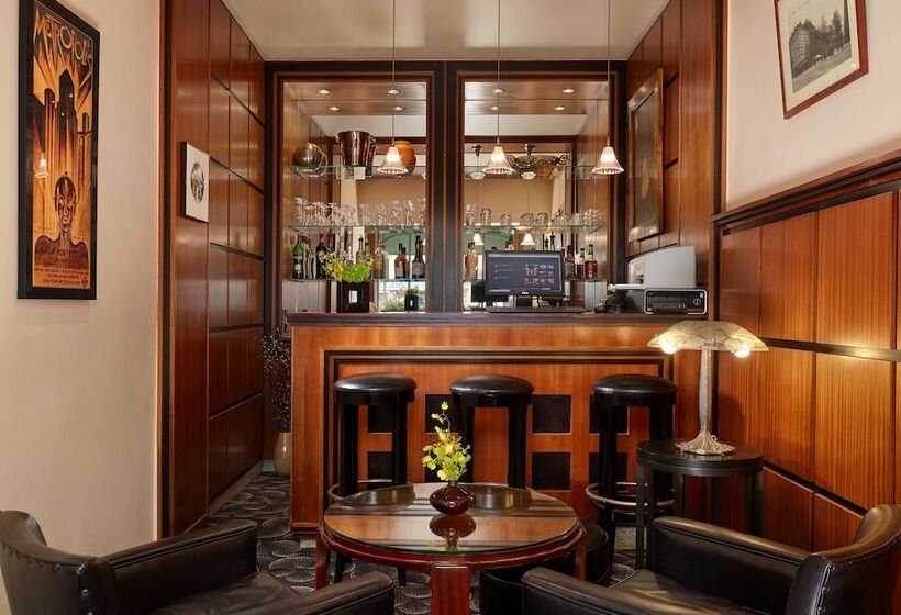 Fotos del hotel Hôtel Raspail Montparnasse:  13