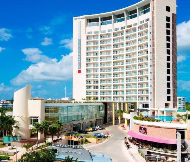Krystal Urban Cancun Centro