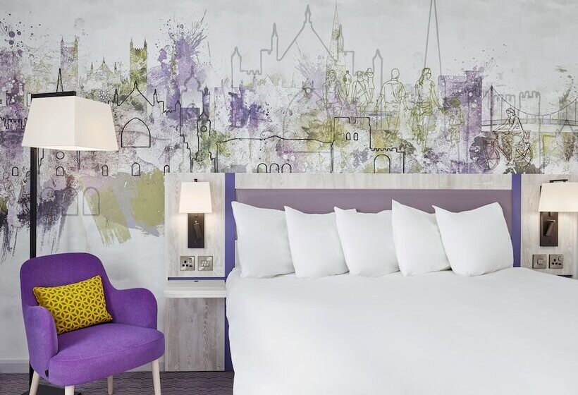 בית מלון כפרי Leonardo Exeter