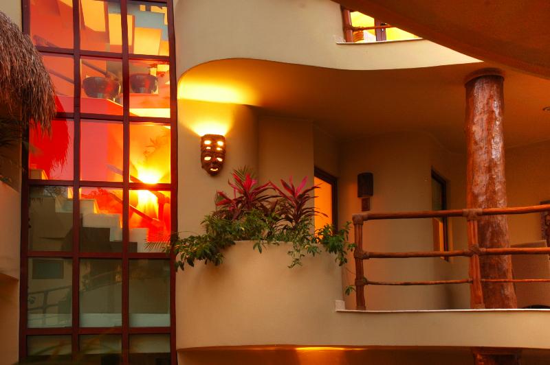 Fotos del hotel Maya Villa Condo  And Beachclub:  3