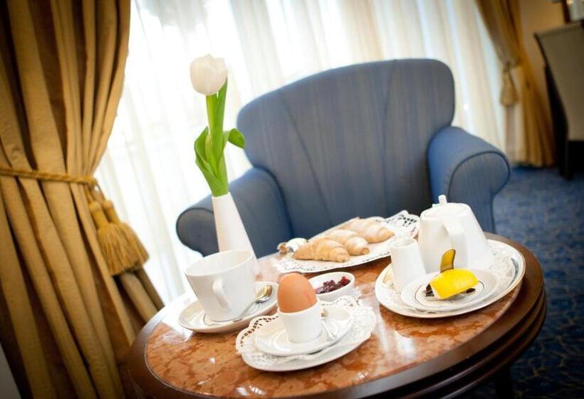 Fotos del hotel More:  25
