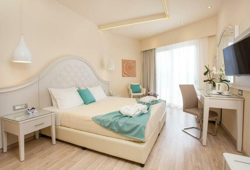 هتل Pegasos Deluxe Beach