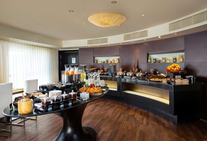 Fotos del hotel Radisson Blu Bucharest:  8