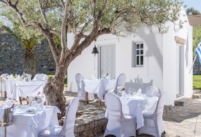 هتل Aquila Elounda Village Resort, Suites & Spa