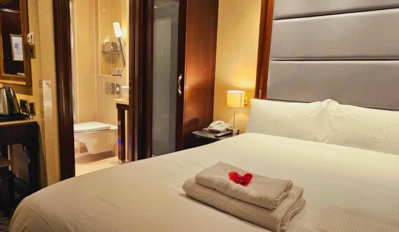 Fotos del hotel Hyde Park International Member of Park Grand London:  6