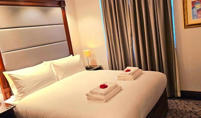 Fotos del hotel Hyde Park International Member of Park Grand London:  26