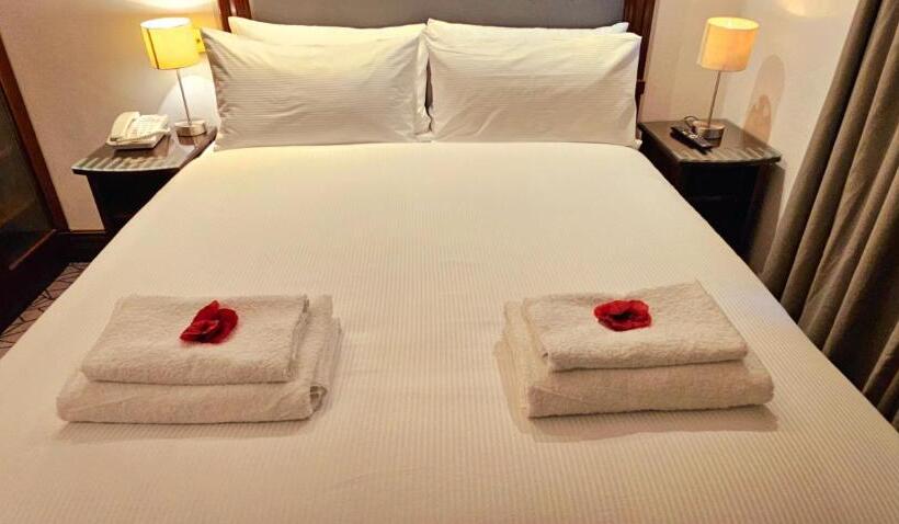 Fotos del hotel Hyde Park International Member of Park Grand London:  21